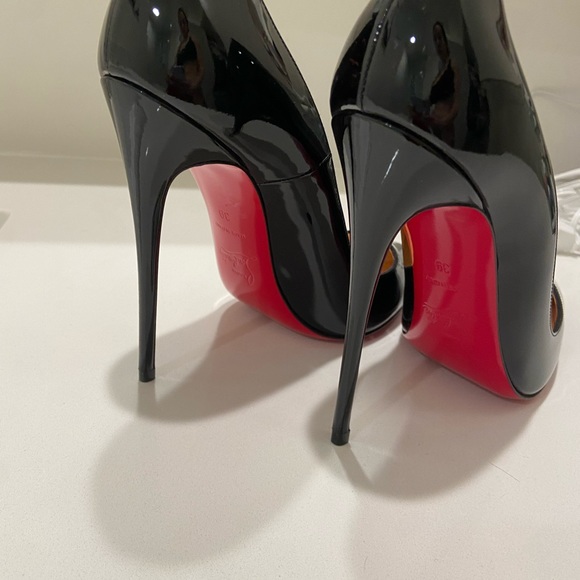 AUTHENTIC Christian Louboutin So Kate 120 - size 39 - Picture 4 of 5